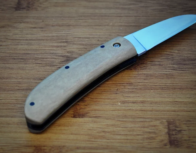 Richlite friction folding knife handle