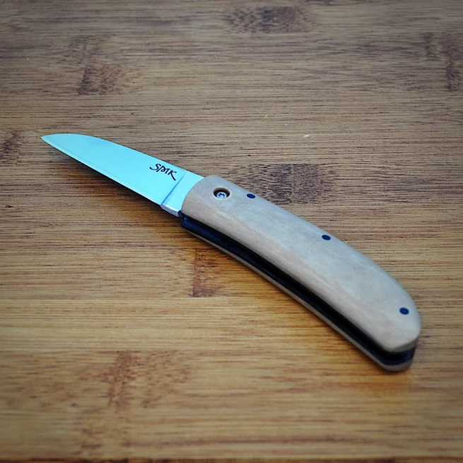 Richlite friction folding knife
